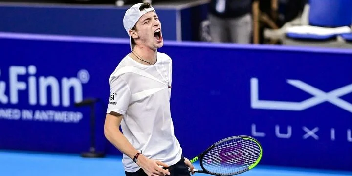 Карен Хачанов - Уго Умбер Карен Хачанов - Уго Умбер