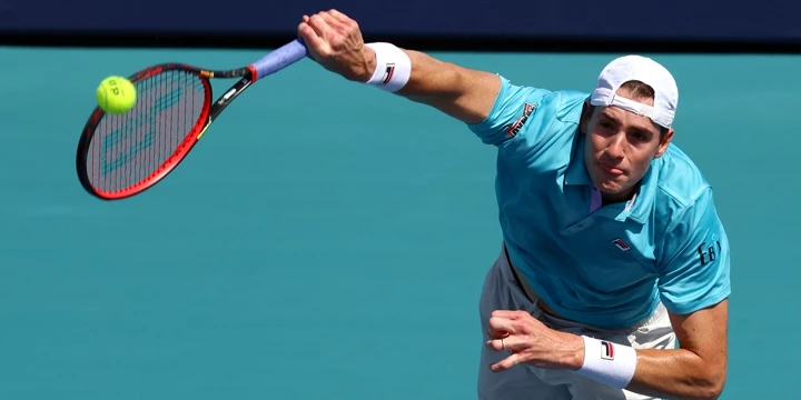 Джон Изнер - Алехандро Давидович-Фокина. Прогноз на матч ATP Торонто (10 августа 2021 года)
