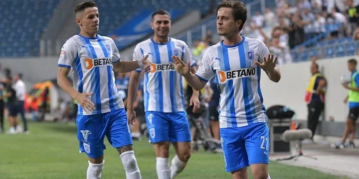 Волунтари - Академика Клинчени