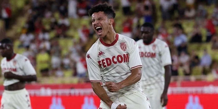 Лорьян - Монако Лорьян - Монако