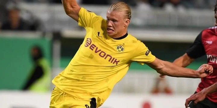 Боруссия Д - Айнтрахт Фр