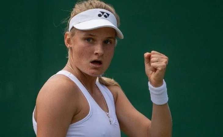 Кэти Макнэлли - Даяна Ястремская