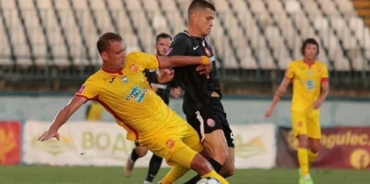 Ингулец - Динамо Киев Ингулец - Динамо Киев