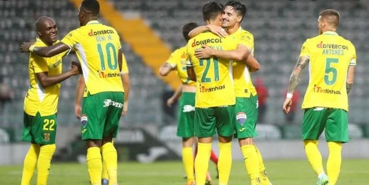 Пасуш де Феррейра - Тоттенхэм Пасуш де Феррейра - Тоттенхэм