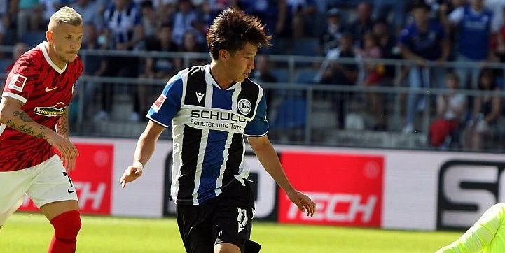 Гройтер Фюрт - Арминия