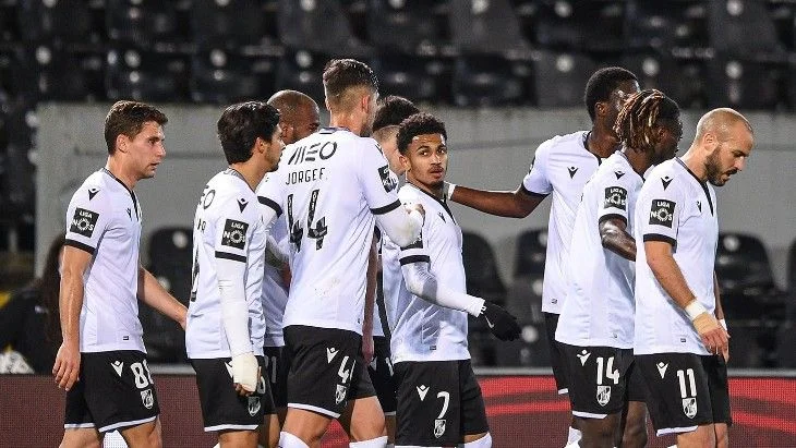 Витория Гимарайнш - Визела Витория Гимарайнш - Визела