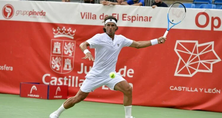 Люка Пуйе - Фелисиано Лопес Люка Пуйе - Фелисиано Лопес