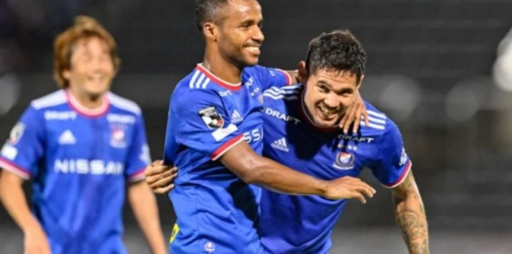 Саган Тосу - Йокогама Маринос