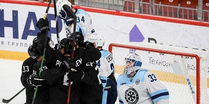 Трактор - Автомобилист Трактор - Автомобилист