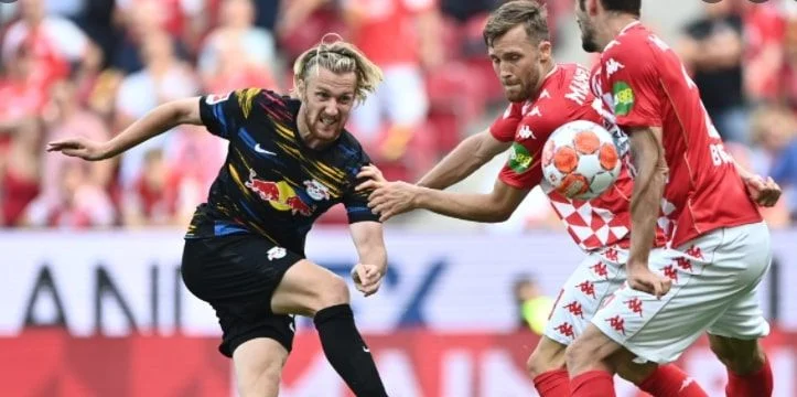 Майнц - Гройтер Фюрт Майнц - Гройтер Фюрт