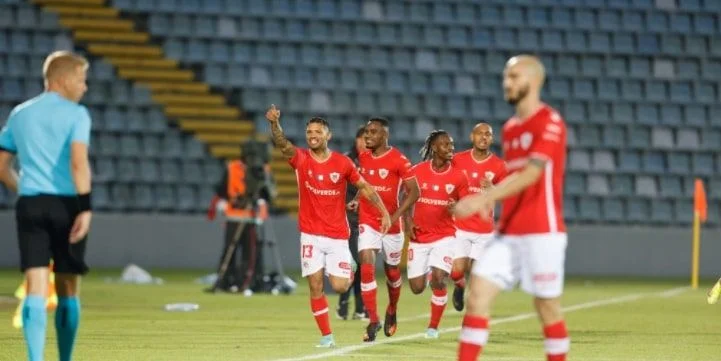 Санта-Клара - Жил Висенте