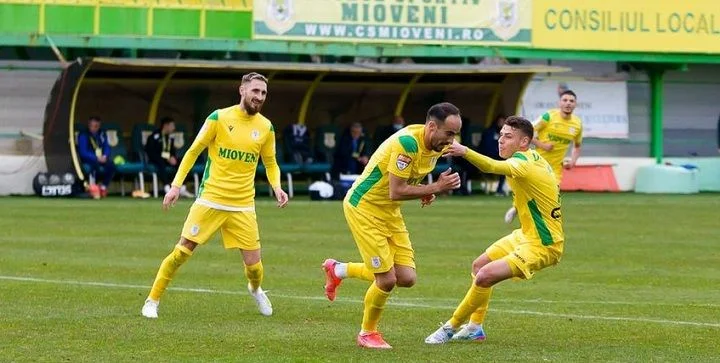 Академика Клинчени - Миовени Академика Клинчени - Миовени