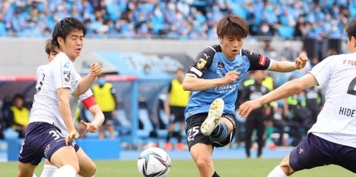 Урава - Кавасаки