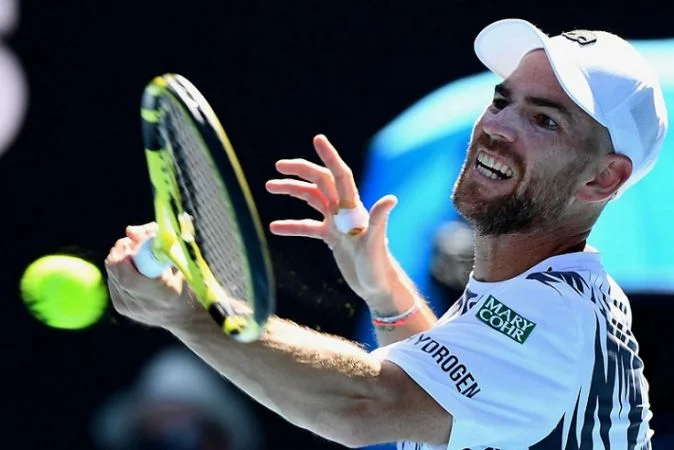 Адриан Маннарино - Стефанос Циципас Адриан Маннарино - Стефанос Циципас