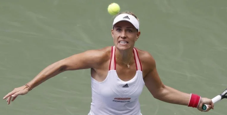 Анжелик Кербер - Ангелина Калинина