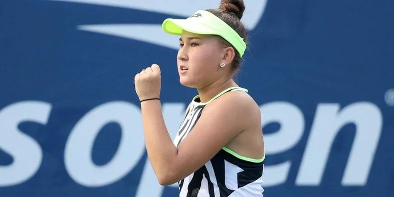 Барбора Крейчикова - Камилла Рахимова