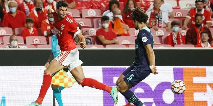 Санта-Клара - Бенфика