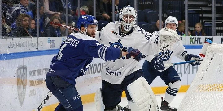 Адмирал - Динамо М