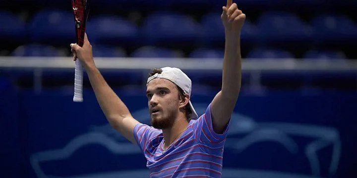 Матс Мораинг - Томаш Махач Матс Мораинг - Томаш Махач