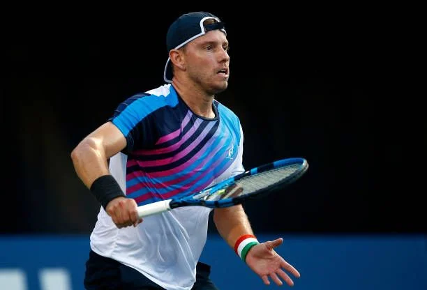 Джеймс Дакворт - Тунг-Лин Ву Джеймс Дакворт - Тунг-Лин Ву