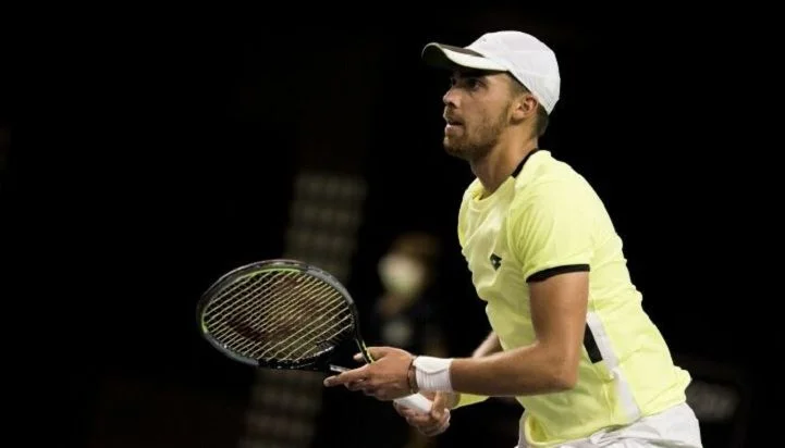 Эмиль Руусувори - Бенджамин Бонзи