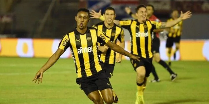 Пеньяроль - Атлетико ПР