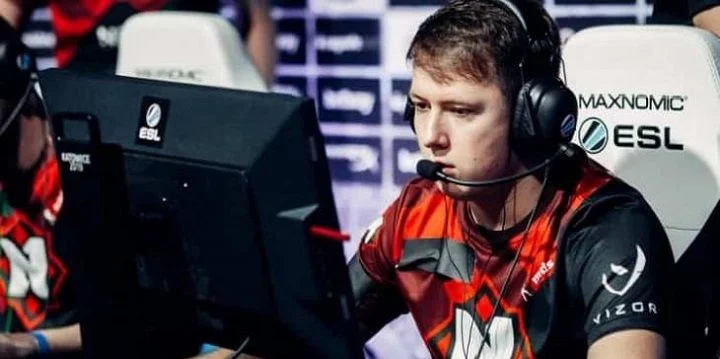 PuckChamp - Nemiga Gaming PuckChamp - Nemiga Gaming