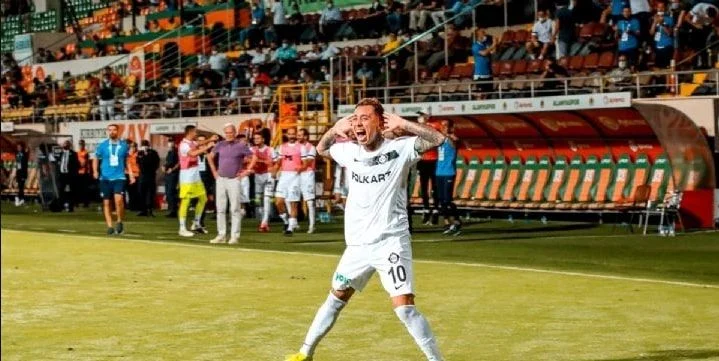 Алтай - Бешикташ Алтай - Бешикташ