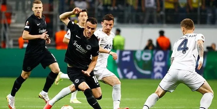 Айнтрахт Фр - Кельн