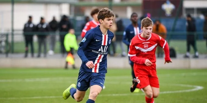 ПСЖ (до19) - Манчестер Сити (до19) ПСЖ (до19) - Манчестер Сити (до19)