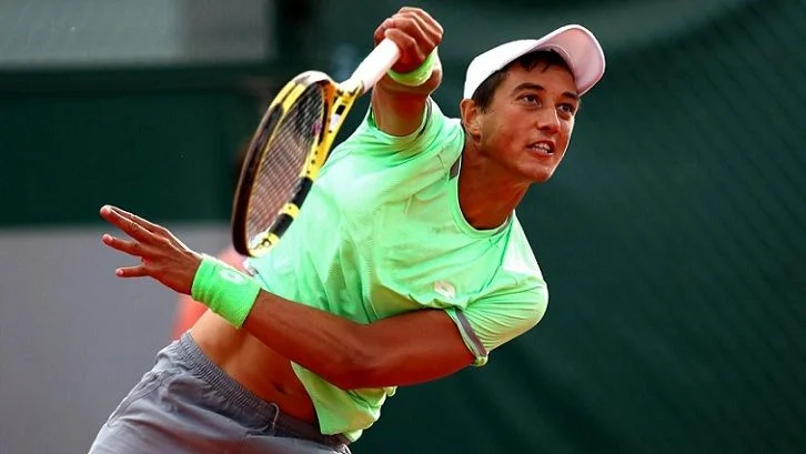 Артур Риндеркнех - Антуан Хоан