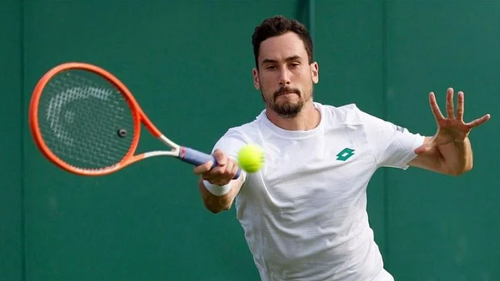 Джанлука Магер - Миомир Кечманович