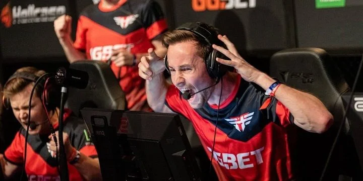Heroic - Astralis Heroic - Astralis