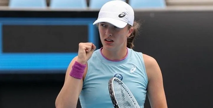 Петра Мартич - Ига Швентек Петра Мартич - Ига Швентек