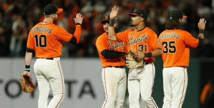 Сан-Франциско Джайентс - Лос-Анджелес Доджерс Сан-Франциско Джайентс - Лос-Анджелес Доджерс