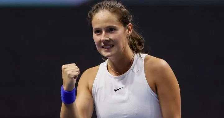 Астра Шарма - Дарья Касаткина