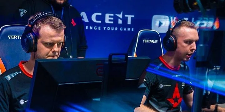 Astralis - ENCE eSports Astralis - ENCE eSports