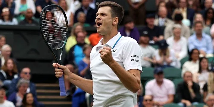 Аслан Карацев - Хуберт Гуркач