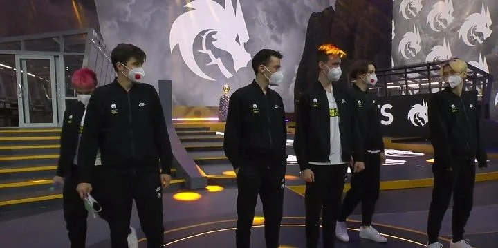 Team Spirit - Fnatic Team Spirit - Fnatic