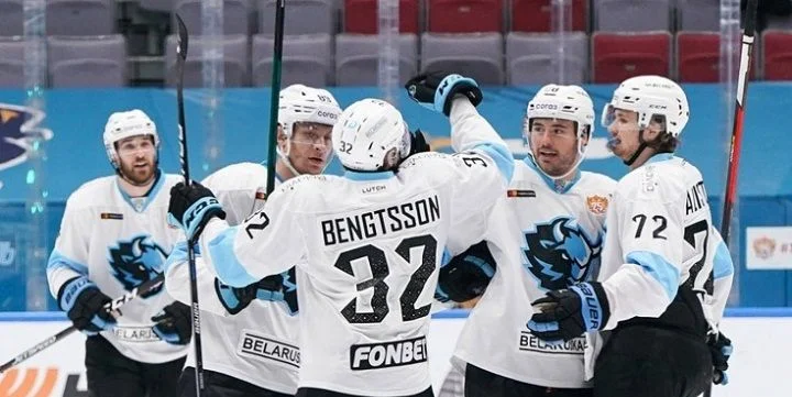 Динамо Мн - Адмирал