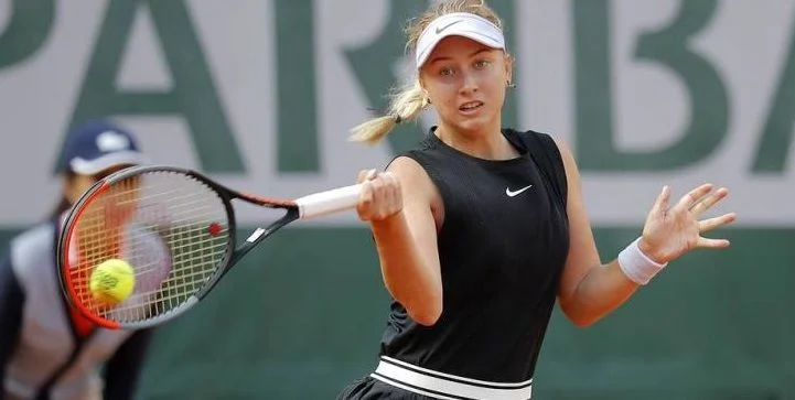 Анастасия Потапова - Симона Халеп