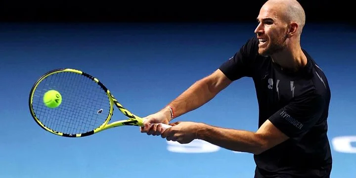 Роман Сафиуллин - Адриан Маннарино