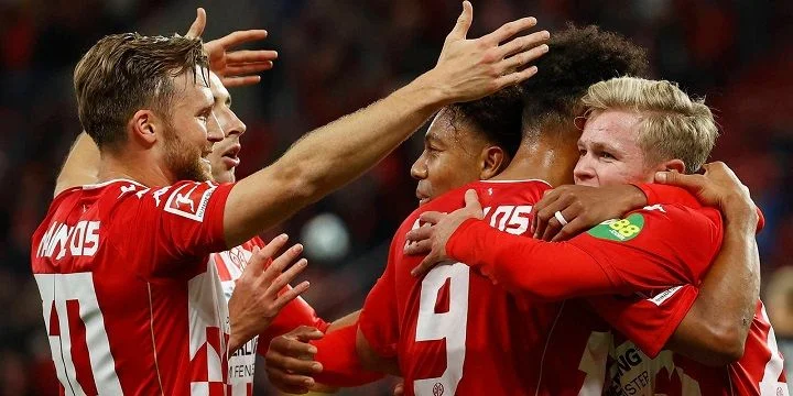 Арминия - Майнц Арминия - Майнц