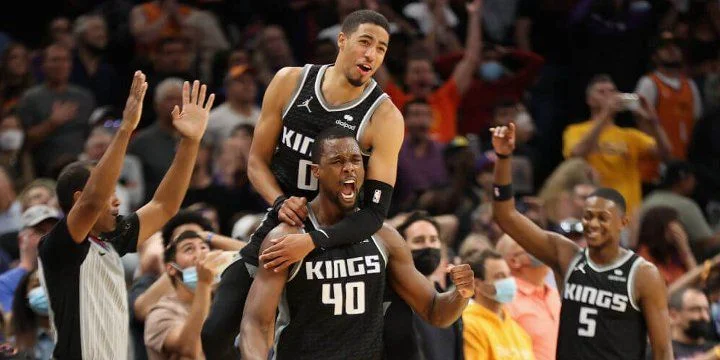 Нью-Орлеан - Сакраменто