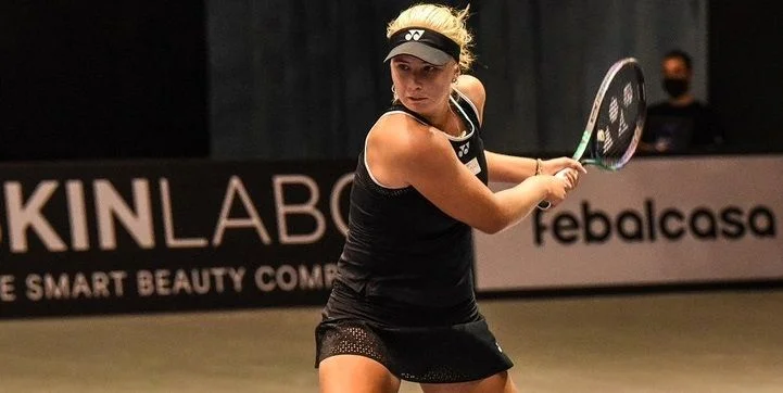 Донна Векич - Клара Таусон