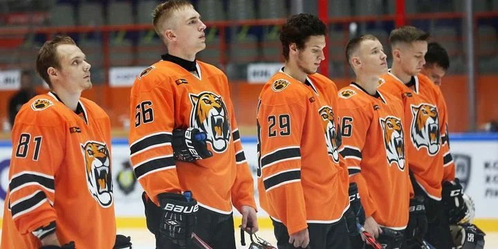 Амурские Тигры - Локо