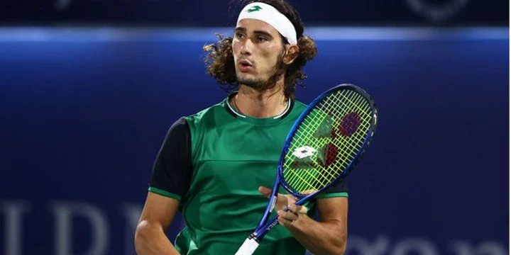 Ллойд Харрис - Алекс Де Минаур