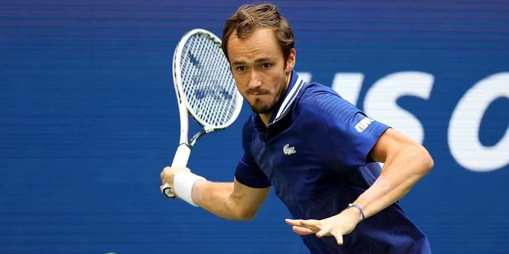 Илья Ивашка - Даниил Медведев