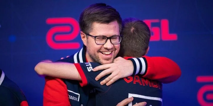 NaVi - Gambit Esports NaVi - Gambit Esports