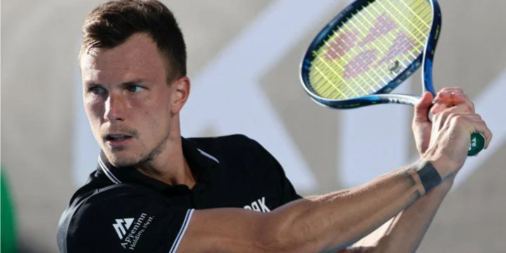 Мартон Фучович - Адриан Маннарино